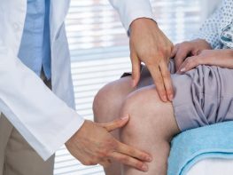 How is Fluid on the Knee Diagnosed